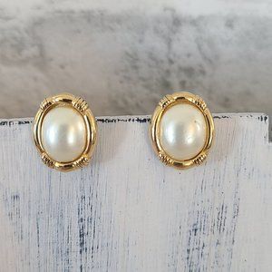 Vintage Crown Trifari Earrings Gold Tone Faux Pearl